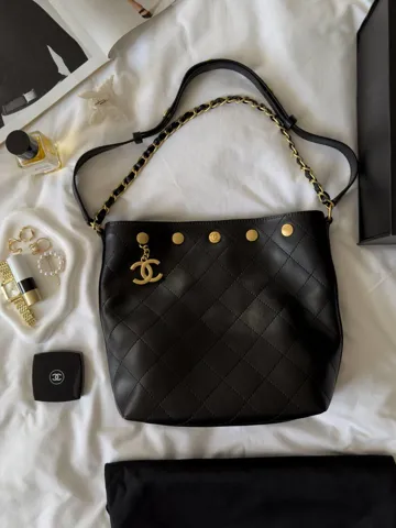 Chanel Small CC Quilted Shopping Bag Black/Gold